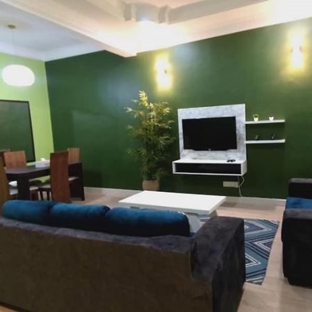Homestay Dr. Z Кланг Екстер'єр фото